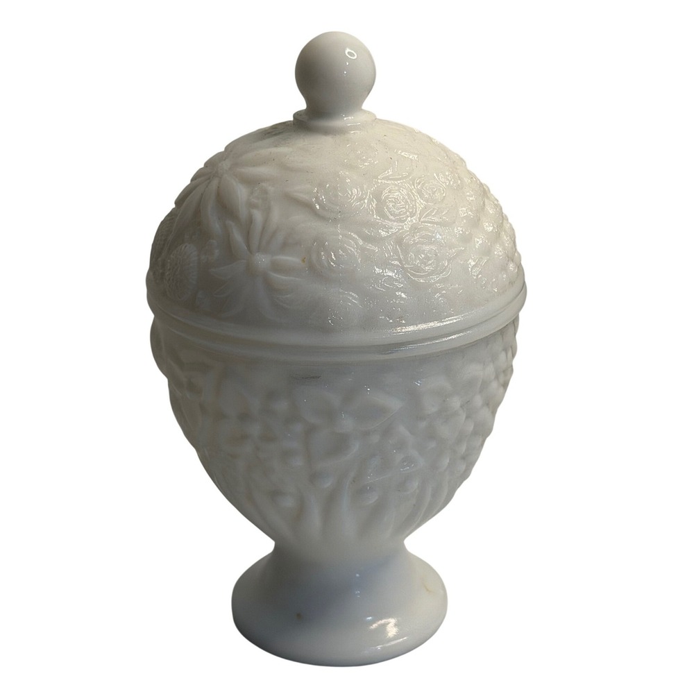 VTG Westmoreland Candy‎ Dish White Milk Glass Floral Roses Footed Lidded Compote